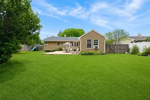 19 Evy Ct, Sayville, NY 11782 - Photo 19