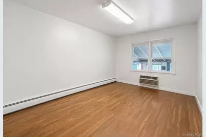 115-08 Poppenhusen Avenue, College Point, NY 11356 - Photo 3