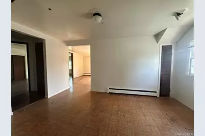 84 Herman Avenue, North Babylon, NY 11703 - Photo 23