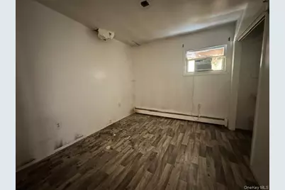 84 Herman Avenue, North Babylon, NY 11703 - Photo 7