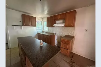 84 Herman Avenue, North Babylon, NY 11703 - Photo 5