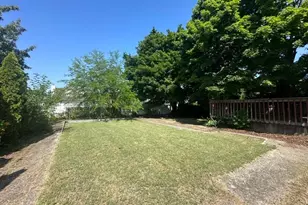 84 Herman Ave, North Babylon, NY 11703 - Photo 25