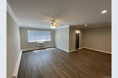 91 South Clinton Avenue #7B, Bay Shore, NY 11706 - Photo 5