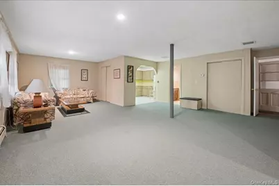 173 Bennett Avenue, Yonkers, NY 10701 - Photo 19