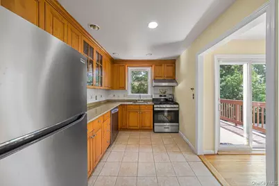 104 Lefferts Road, Yonkers, NY 10705 - Photo 5