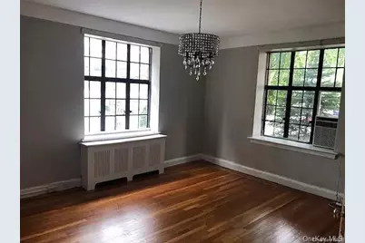 2 Westchester Avenue, White Plains, NY 10601 - Photo 9