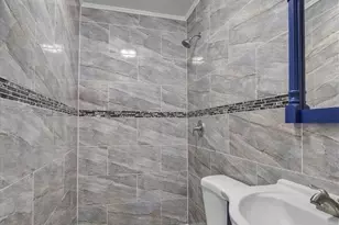 178-34 Selover Rd, Jamaica, NY 11434 - Photo 13