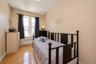 618 E 2nd St, Brooklyn, NY 11218 - Photo 17