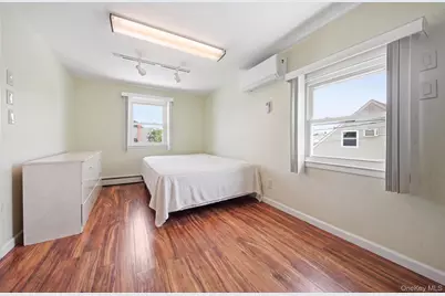 37 Gun Lane, Levittown, NY 11756 - Photo 17