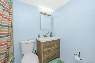 9 Hamlin Ave, West Babylon, NY 11704 - Photo 17