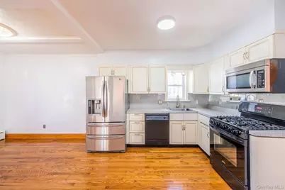 65-11 168th Street, Fresh Meadows, NY 11365 - Photo 15