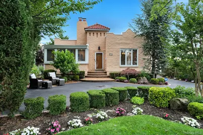 327 Wynsum Avenue, Merrick, NY 11566 - Photo 37