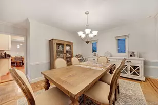 327 Wynsum Ave, Merrick, NY 11566 - Photo 19