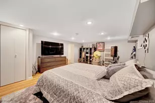 327 Wynsum Ave, Merrick, NY 11566 - Photo 33