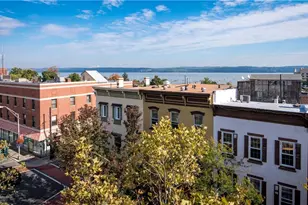 7 Van Houten St, Nyack, NY 10960 - Photo 27