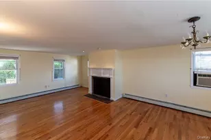 7 Van Houten St, Nyack, NY 10960 - Photo 9