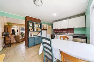 161 Duckpond Dr N, Wantagh, NY 11793 - Photo 3