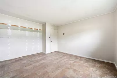 161 Duckpond Drive N, Wantagh, NY 11793 - Photo 9