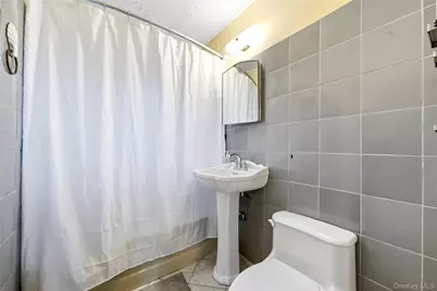 161 Duckpond Drive N, Wantagh, NY 11793 - Photo 7