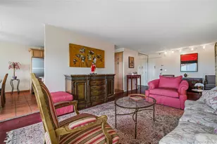 2 Bay Club Dr, Bayside, NY 11360 - Photo 9