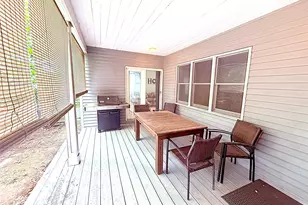 523 Hellwig Ln, West Islip, NY 11795 - Photo 25