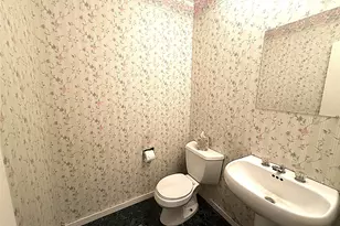 523 Hellwig Ln, West Islip, NY 11795 - Photo 21