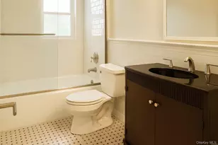 1020 Warburton Ave, Yonkers, NY 10701 - Photo 9