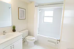 1020 Warburton Ave, Yonkers, NY 10701 - Photo 7