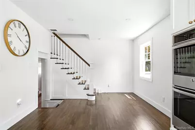 240 Eaton Lane, West Islip, NY 11795 - Photo 25