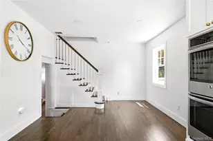 240 Eaton Ln, West Islip, NY 11795 - Photo 25