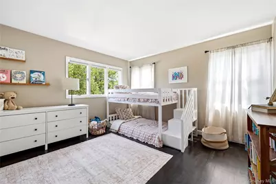 240 Eaton Lane, West Islip, NY 11795 - Photo 33
