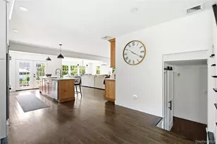240 Eaton Ln, West Islip, NY 11795 - Photo 21