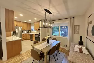 122 Jordan St, Bay Shore, NY 11706 - Photo 3