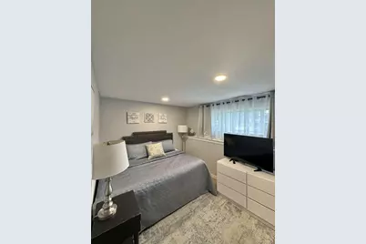 122 Jordan Street, Bay Shore, NY 11706 - Photo 11