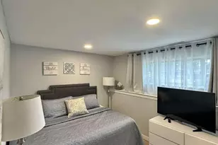 122 Jordan St, Bay Shore, NY 11706 - Photo 11