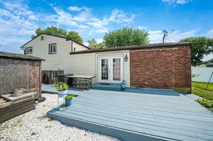 336 W 23rd St, Deer Park, NY 11729 - Photo 21