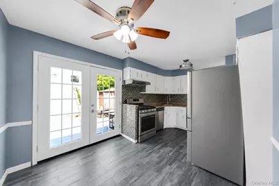 336 W 23rd Street, Deer Park, NY 11729 - Photo 7