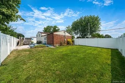 336 W 23rd Street, Deer Park, NY 11729 - Photo 23