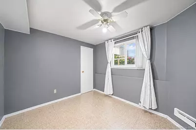 336 W 23rd Street, Deer Park, NY 11729 - Photo 19