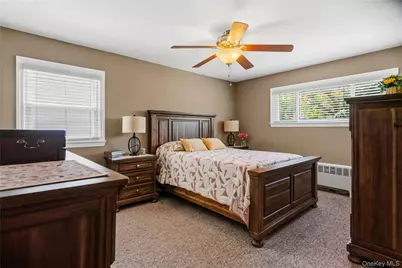 78 Ambrose Avenue, Malverne, NY 11565 - Photo 15
