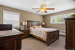 78 Ambrose Ave, Malverne, NY 11565 - Photo 15