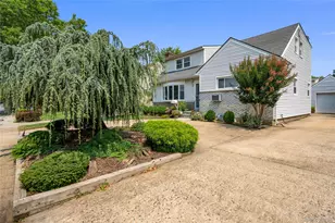 78 Ambrose Ave, Malverne, NY 11565 - Photo 3