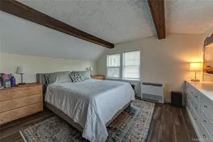 21 Bay 3rd St, Islip, NY 11751 - Photo 11