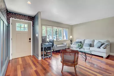 473 Long Island Avenue, Medford, NY 11763 - Photo 9