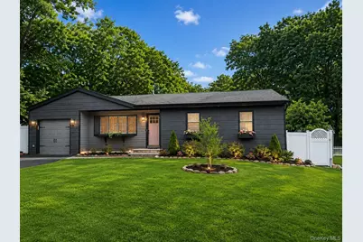 473 Long Island Avenue, Medford, NY 11763 - Photo 1