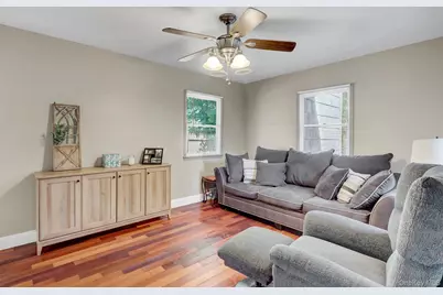 473 Long Island Avenue, Medford, NY 11763 - Photo 15