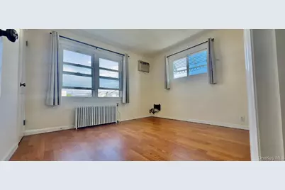 32-50 201st Street, Bayside, NY 11361 - Photo 17