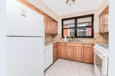 1863 Williamsbridge Road, Bronx, NY 10461 - Photo 7
