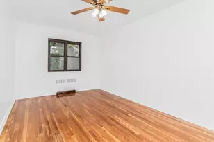 1863 Williamsbridge Rd, Bronx, NY 10461 - Photo 11