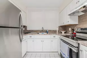 1863 Williamsbridge Rd, Bronx, NY 10461 - Photo 13